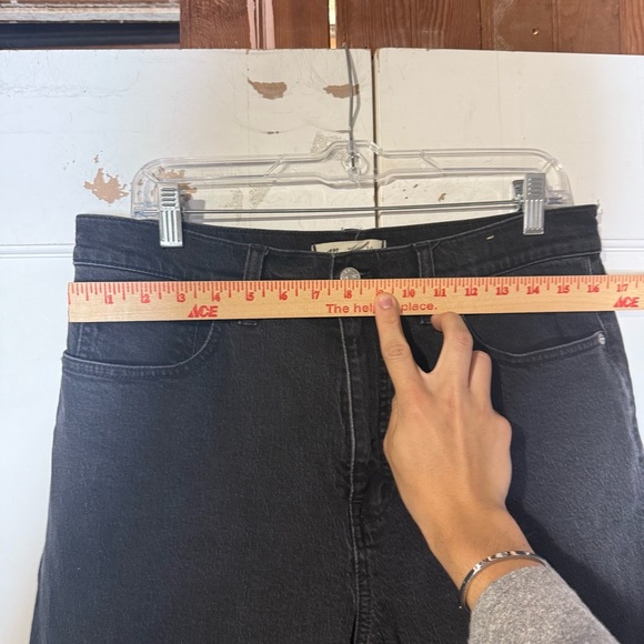 Madewell The ‘90s Straight Leg Jeans Black Size 30 High Rise Denim - Picture 4 of 9